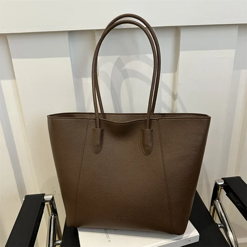 Solid color large capacity soft surface retro fashion casual commuter tote bag