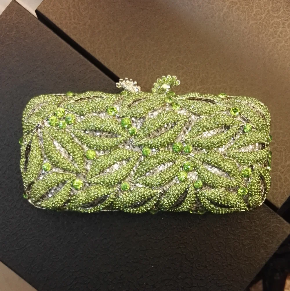 

Luxury Rhinestone Lip Bag Colored Hollow Diamond Clutch Lip Clutch Dinner Bag Minibags Bolsa Grife Luxo Sac De Marque Luxe Femme