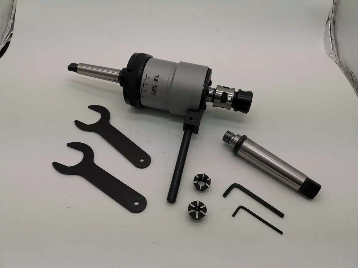 

TLF Self-Reverse Tapping Equipment Collets J46 Reversible Tapping Collet Chuck