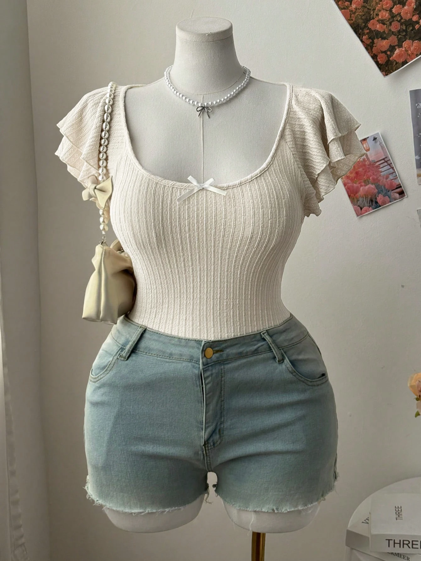 

Новая модная женская футболка с круглым вырезом и короткими рукавами