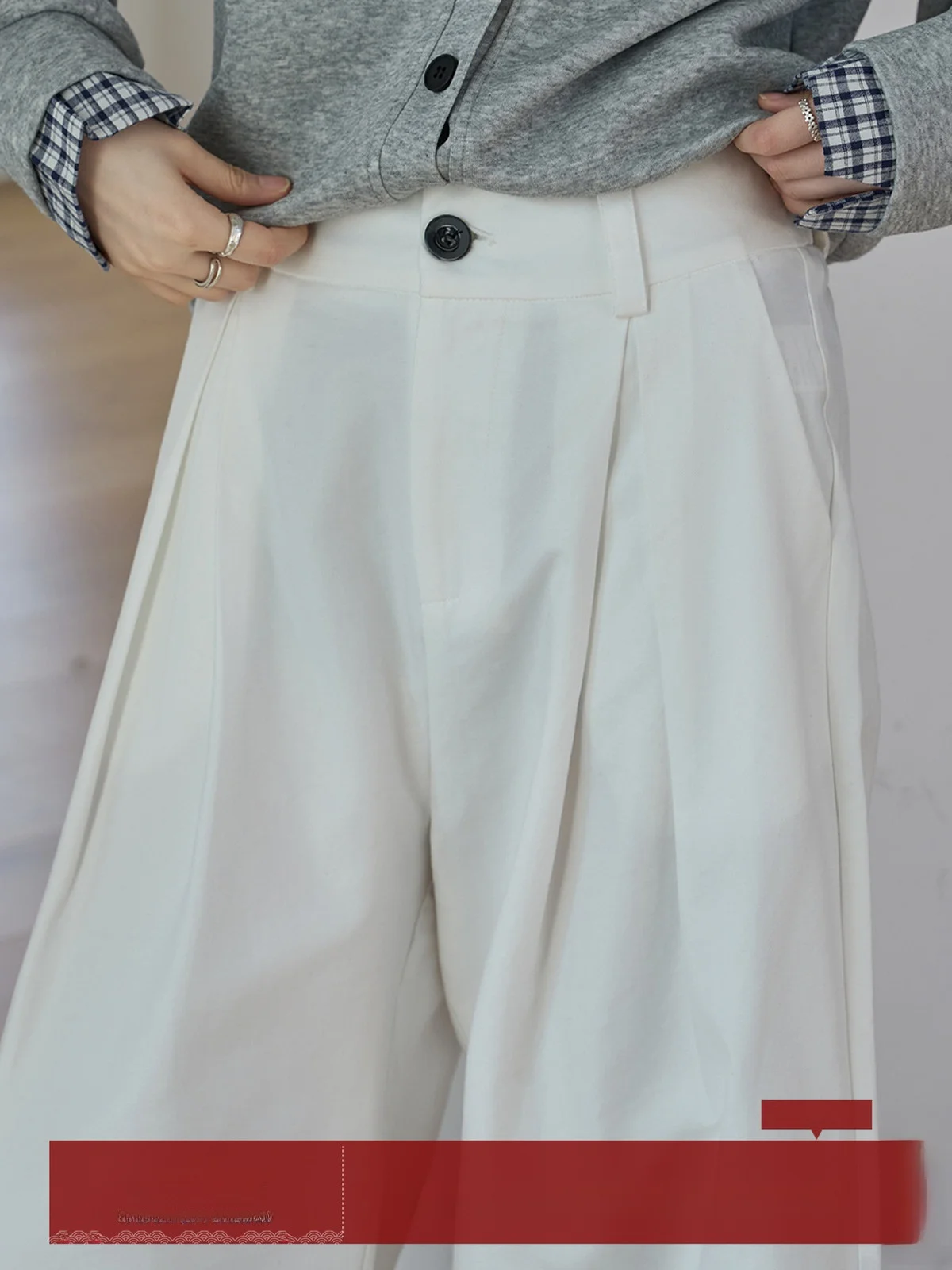 

MoZao High Waist Wide Leg Casual Pants Women's White Versatile Loose Fit Floor-Length Trousers Spring 2026 Straight Cut