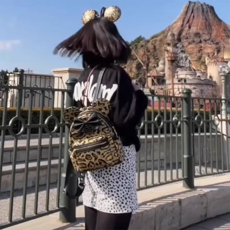 2025 جديد حار Loungefly ميكي ميني حقيبة ظهر صغيرة للفتيات حقيبة كتف لطيف المدرسة الابتدائية في الهواء الطلق الترفيه هدية للفتيات