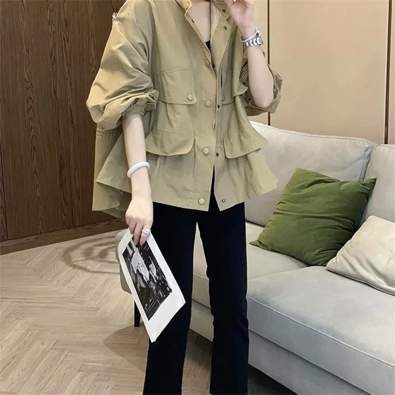 

Khaki Coat Women Small Girl's Style Korean High-Grade Foreign Temperament Early Spring 2022 New Female Coat European Station Q28