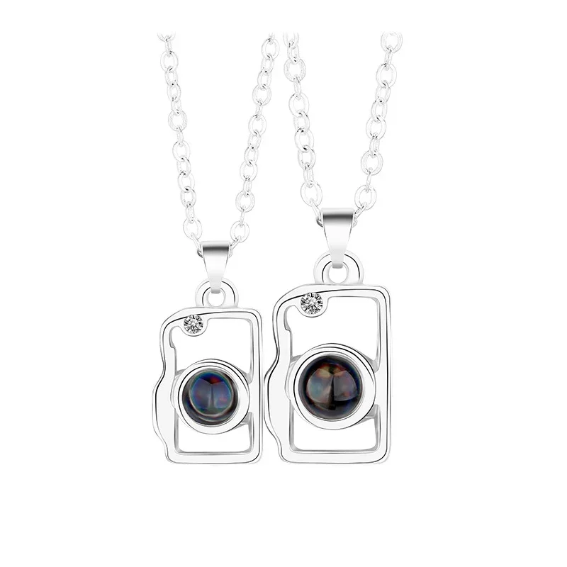 Lovecryst 2pcs/set Attractive Magnetic Heart Camera Puzzle Pendant 100 Languages I Love You Projection Couple Necklace Gifts