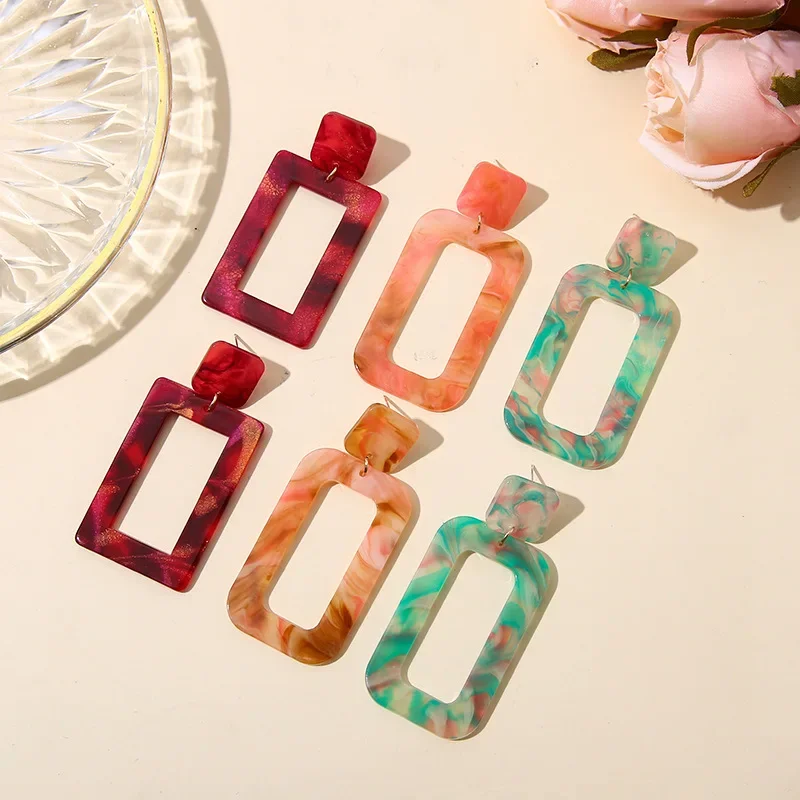 

Boho Style Trendy Star Design Earrings Acrylic Geometric Earrings for Women Hot Selling Accessories for Wedding Vacation Parties
