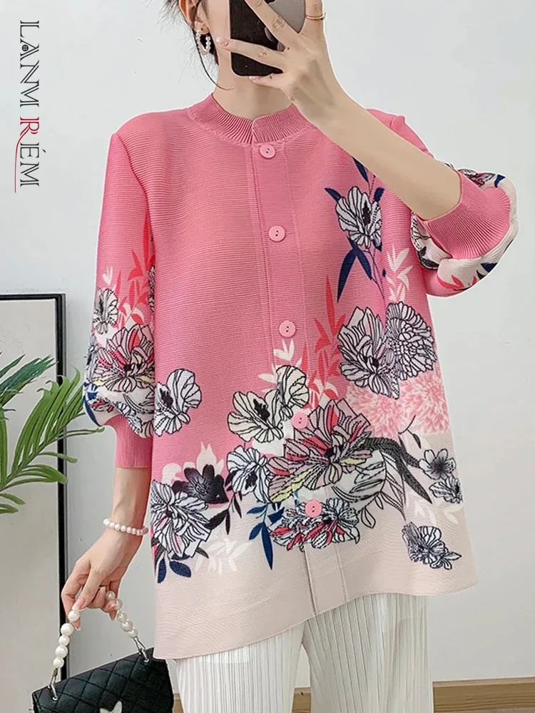 

LANMREM Chinese Style Pleated Shirt Women Stand Collar With Sleeves Single Breasted Print Blouses 2024 Summer Fashion New 2Z1664