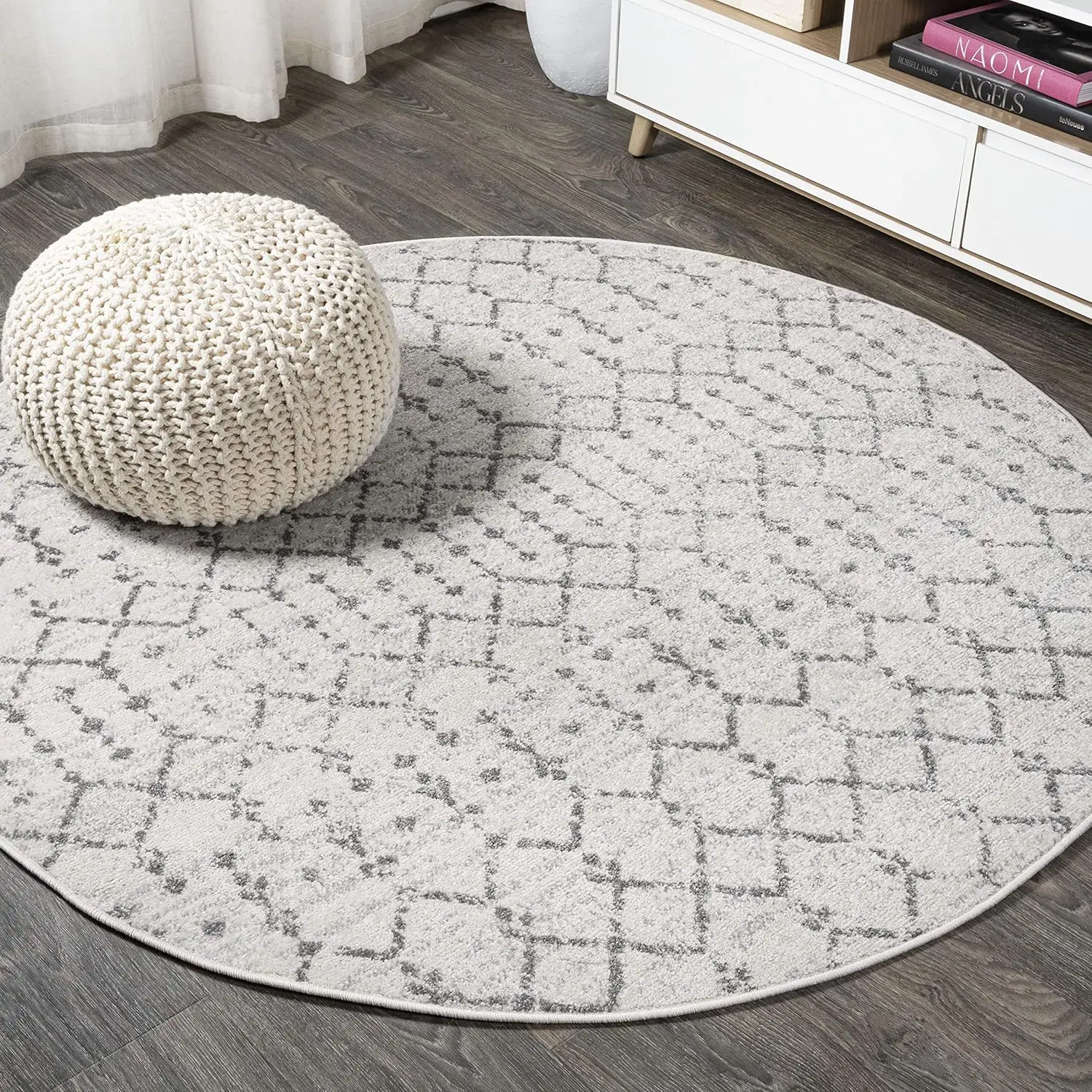 

Moh101B-6R Moroccan Hype Boho Vintage Diamond 6' Round Area Rug, Bohemian, Southwestern, Casual, Transitional, Pet Friendly,
