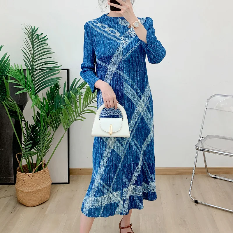 

miyake pleated seven-quarter sleeve denim print dress for women 2024 summer new vintage maxi dress with advanced sense