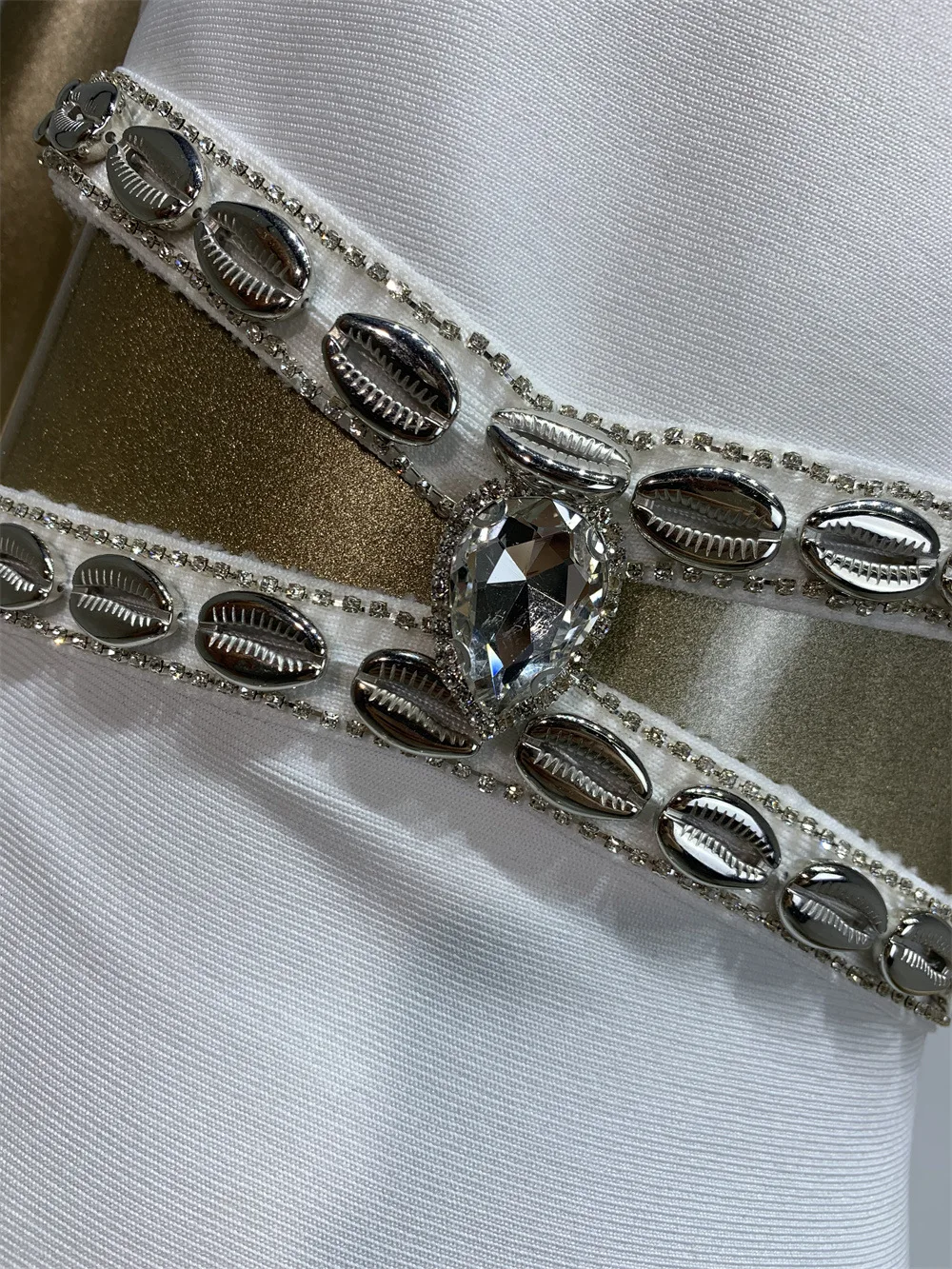 女性用クリスタル包帯ドレス,ホルターネック,ホルターネック,タイト,ミニ,ワンピース,ホワイト,高級デザイナー,イブニングクラブ用