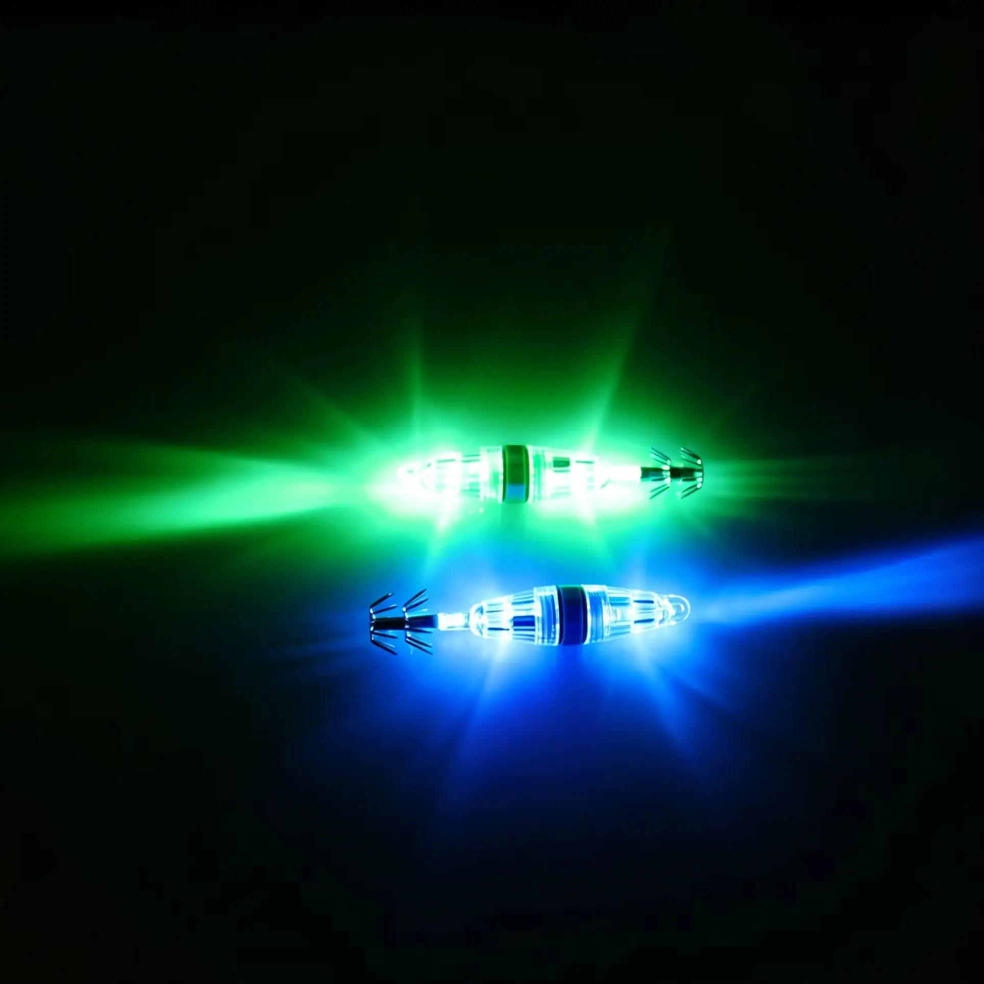 1Pc LED Squid Jig Hook, Double Layer Underwater Luminous Squid Light with Flashing Lure for Sea Fishing