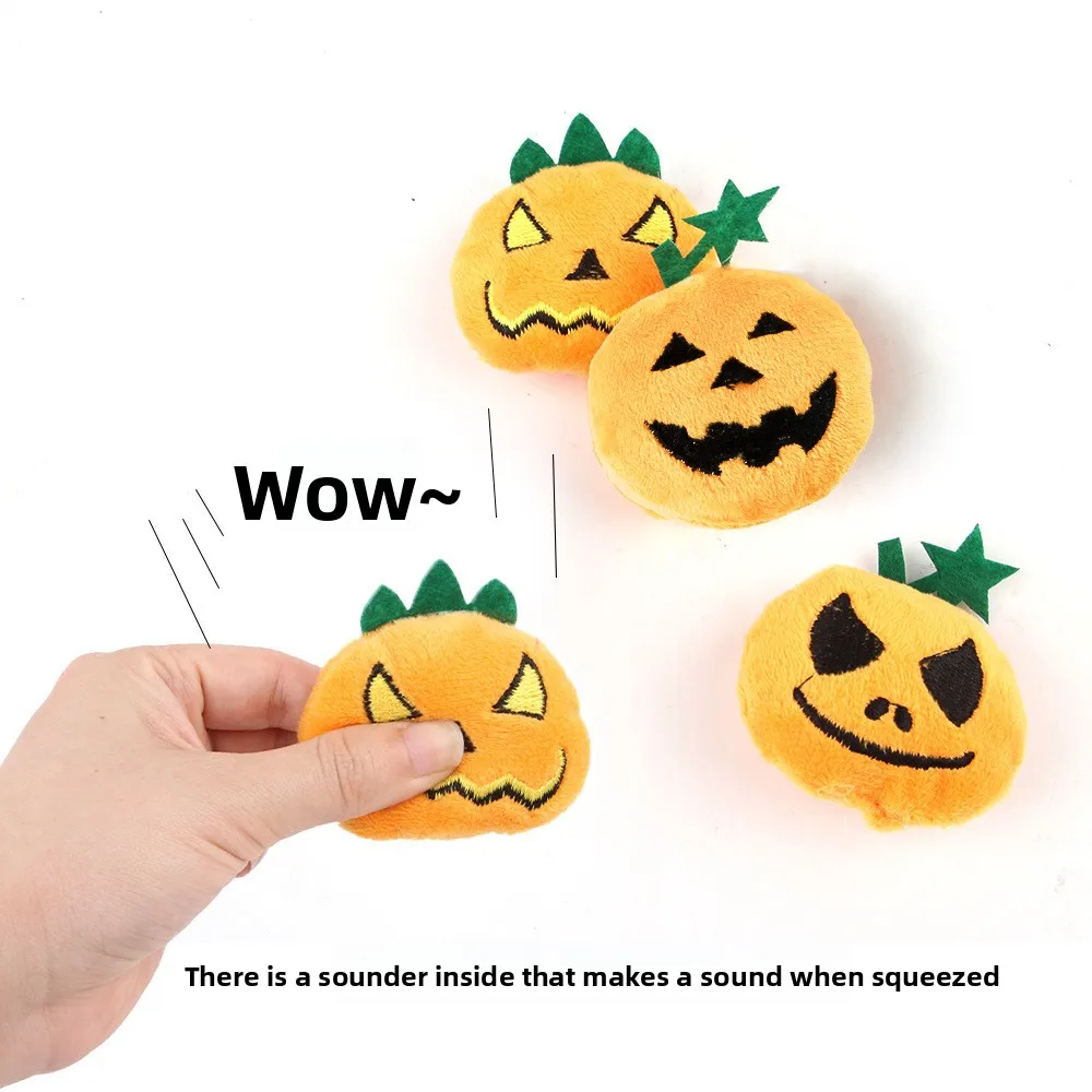 ของเล่นแมวรูปฟักทองคุณภาพสูงสำหรับฮาโลวีน มีลูกบอลบีบได้ ทนทานต่อการกัด ของเล่นแมวขนนก ฟักทอง ของเล่นแมวตลก