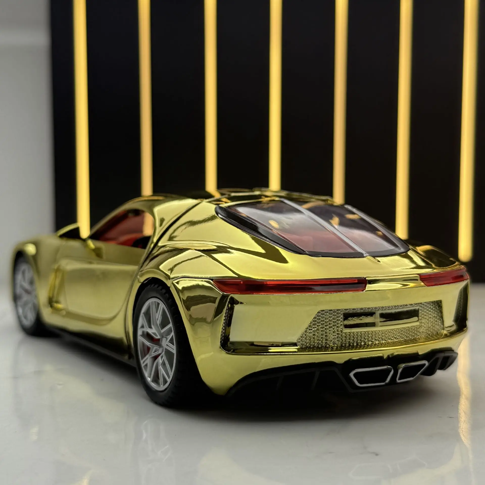 1:24 Atlantic Simulation Spielzeugauto Modell Druckgussfahrzeuge Metall Autos Dekoration Zurückziehen Sound und Licht Junge Bildung Geschenk