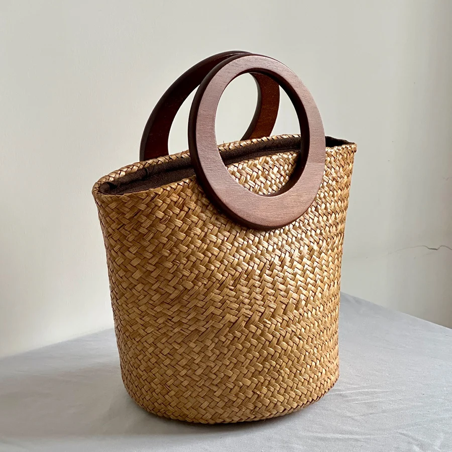 

Handmade Wooden Handle Rattan Straw Bag Women Woven Top Handle Bags Summer Vacation Beach Bucket Bags Bohemian Travel Bali Bags