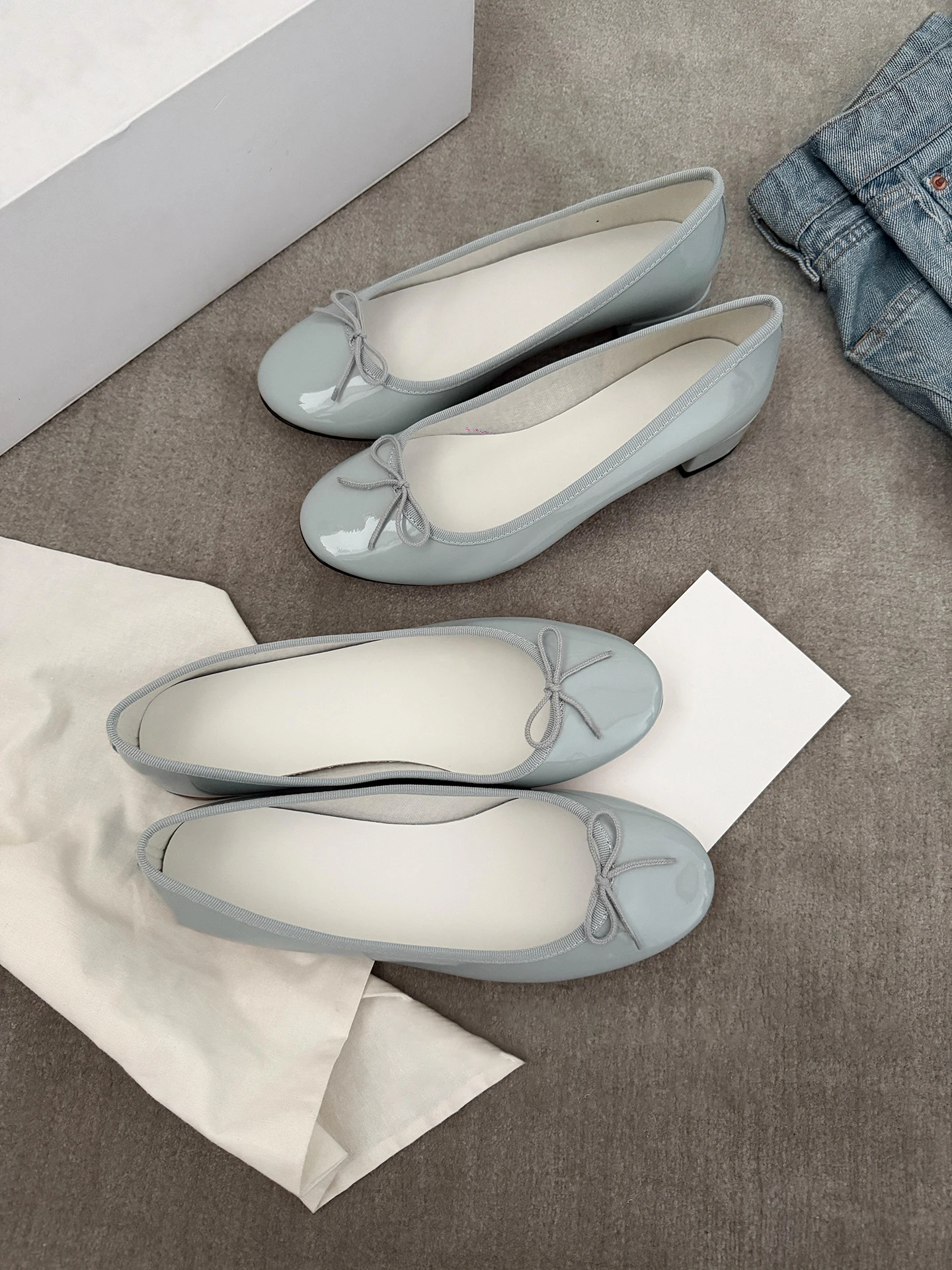 blue-round-head-thick-heel-ballet-shoes-soft-leather-version-gentle-wind-knot-slip-on-women's-fashion-single-shoes