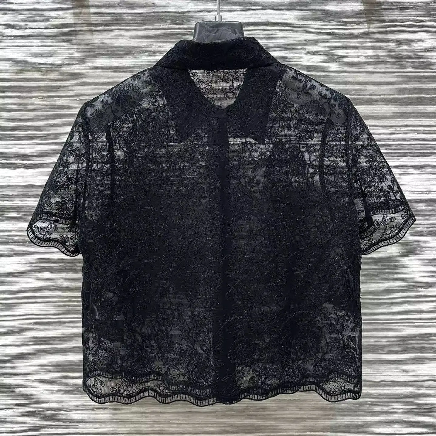 

Women Lace Embroidery Set Turn-down Collar Short Sleeve Shirt tops + Elastic Waist Pleated Skirt