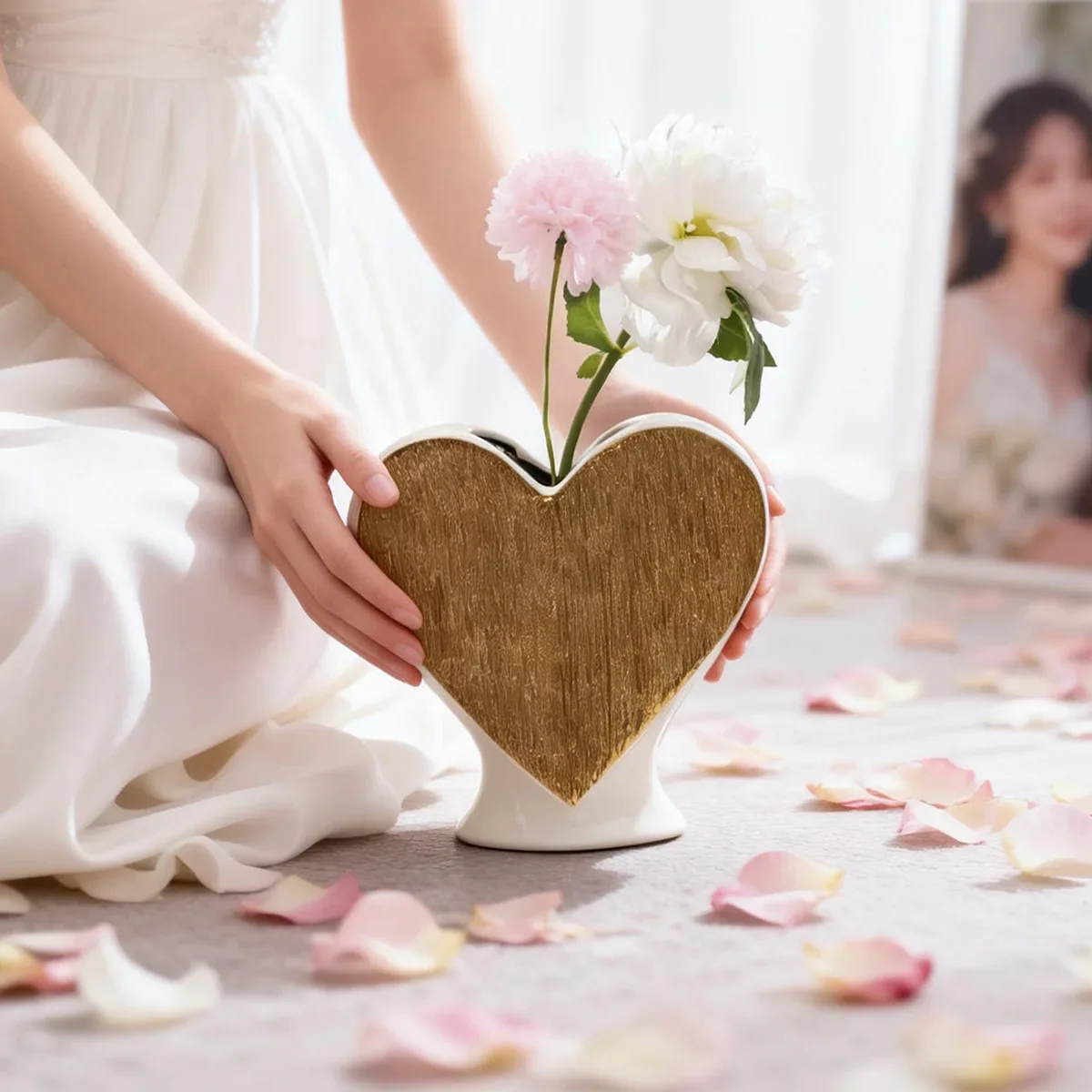 CAPIRON Gold White Heart Shape Ceramic Vase Set Modern Luxury Table Decoration Home Office Desktop Art Shelf Bathroom Decoration
