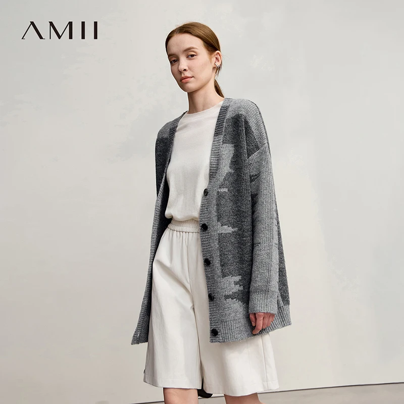 

AMII Cardigan For Women 2025 Winter New Commuter V-neck Long Sleeve Women's Sweater Wool Cardigan Loose Knit Top Female 12554047
