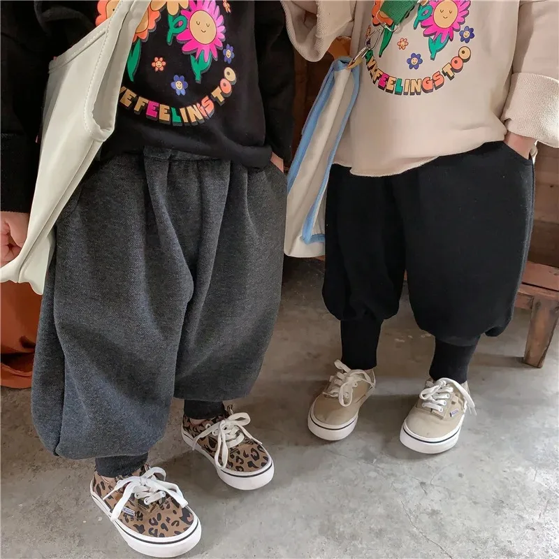 Boys Girls Pants 2025 Childrens Autumn Winter Knitted Sports Loose Bell-Bottom Cuffed Ankles Thick Warm Pants