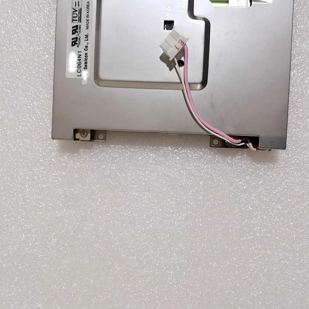 Wyświetlacz LCD LC064N1