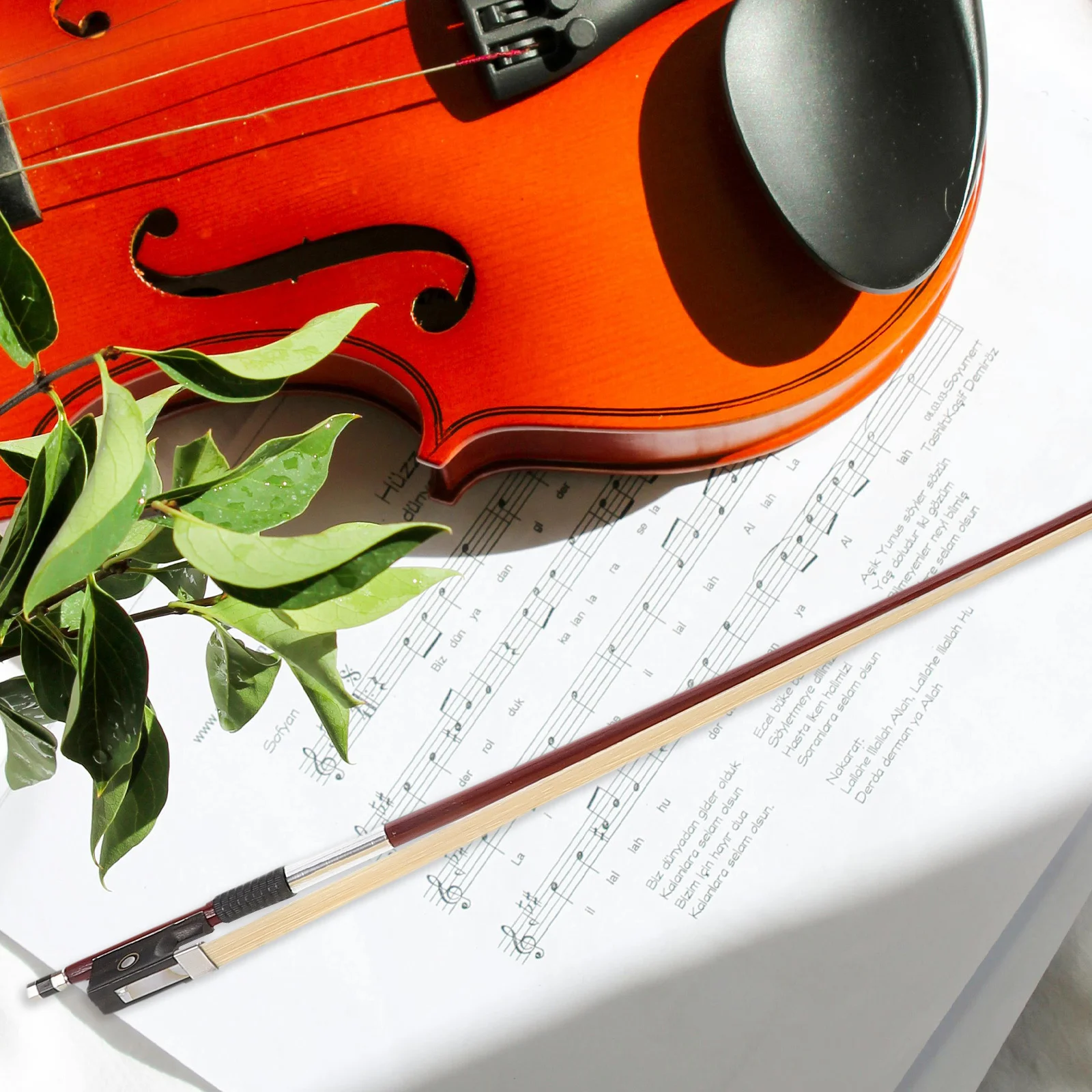 

Half Size Violin Bow Sandalwood Ebony Frog Double Parisian Eyes Straight Hair Strong Tone for Students Practice