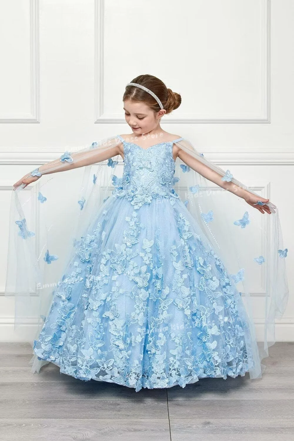 

Custom 3D Butterfly Flower Girl Dress Children's Pageant Gown with Thin Straps and Removable Cape Children's Prom Dress