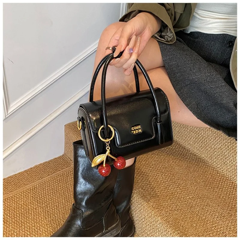 

Высококачественная женская сумка-мессенджер из кожи с фиолетовым узором Boasting Paris High-End Commuter Daily Look ​