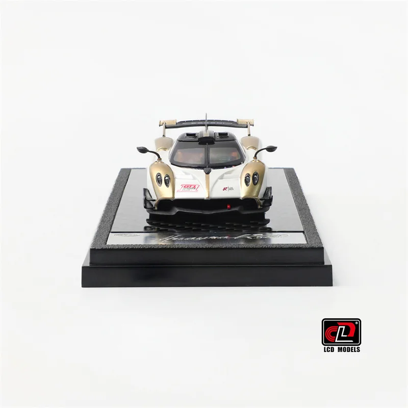 

[PreSale] LCD 1:64 Huyara R Evo Roadster WhiteGold #1 Diecast Model Car