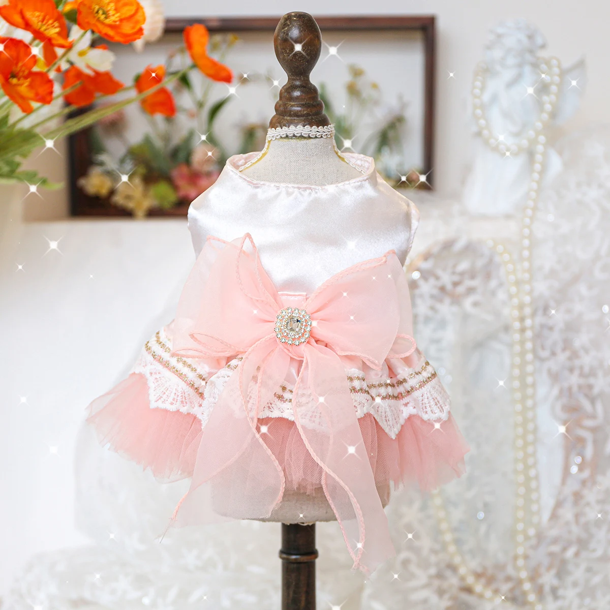 Weißes Pfirsich-Tutu-Kleid für Haustiere, rosa Satin-Spitzen-Schleife, zweibeiniges Prinzessinnen-Outfit für kleine Hunde und Katzen, Partykleidung