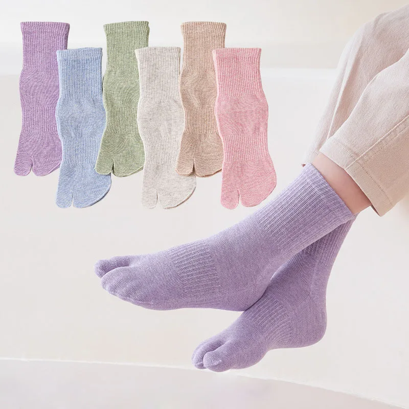 

5 пар осенне-зимних носков с двумя пальцами для мальчиков и девочек, носки таби средней длины, однотонные теплые носки из чесаного хлопка без костей, дети от 2 до 6 лет