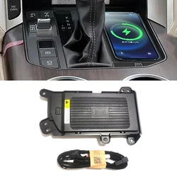 Car wireless fast charging holder for Toyota Land Cruiser LC300 2021 2022 2023 15w car charger mobile phone charger accessories