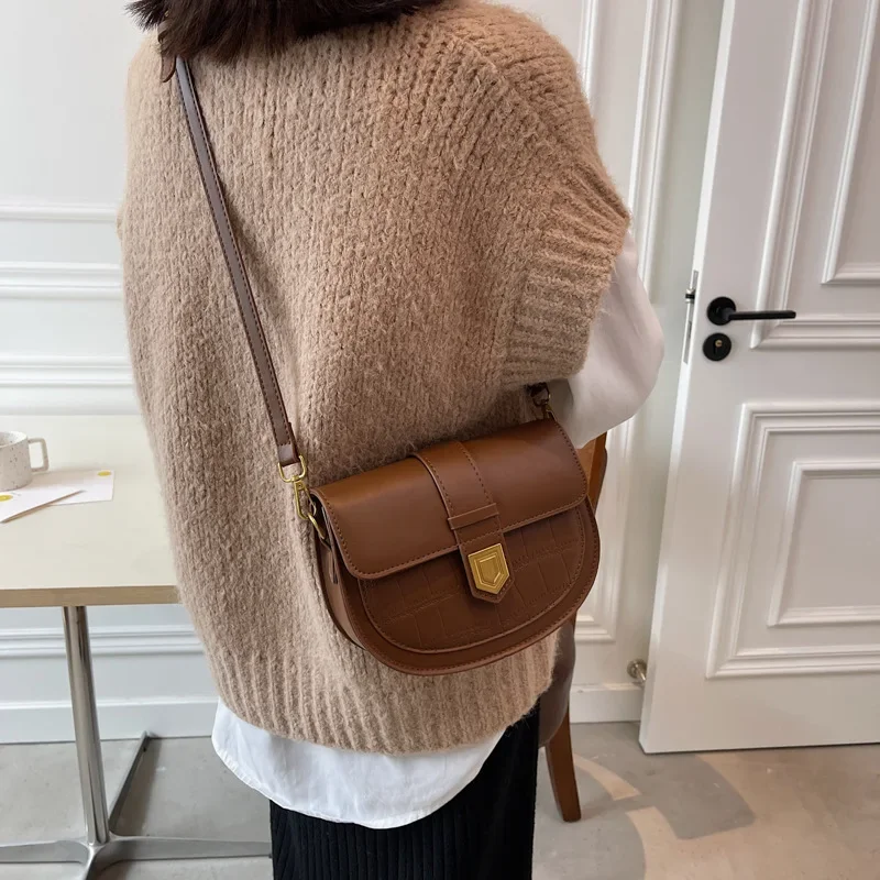 2023Trendy Fashion Women's Bags Casual and Versatile Retro Shoulder Bags Exquisite and Western Style Urban Beauty Crossbody Bags