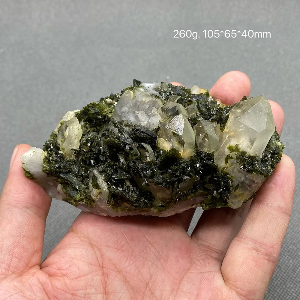 100% natural epidote and crystal symbiosis rough stone specimen healing crystal （crystal floating growth）
