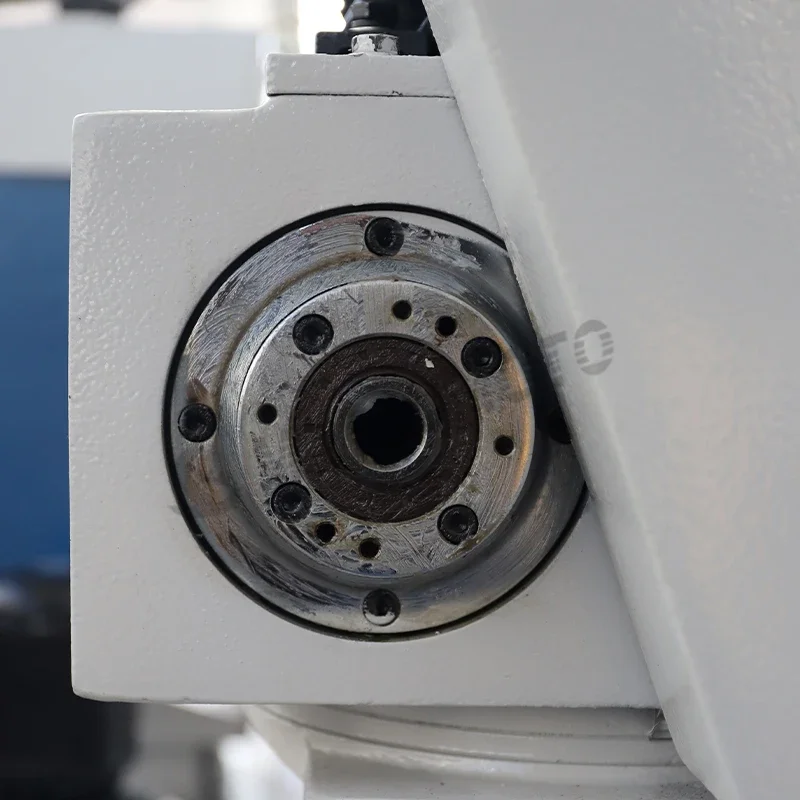 M1320 High Precision Cylindrical Grinding Machine Universal Cylindrical Grinder for Metal