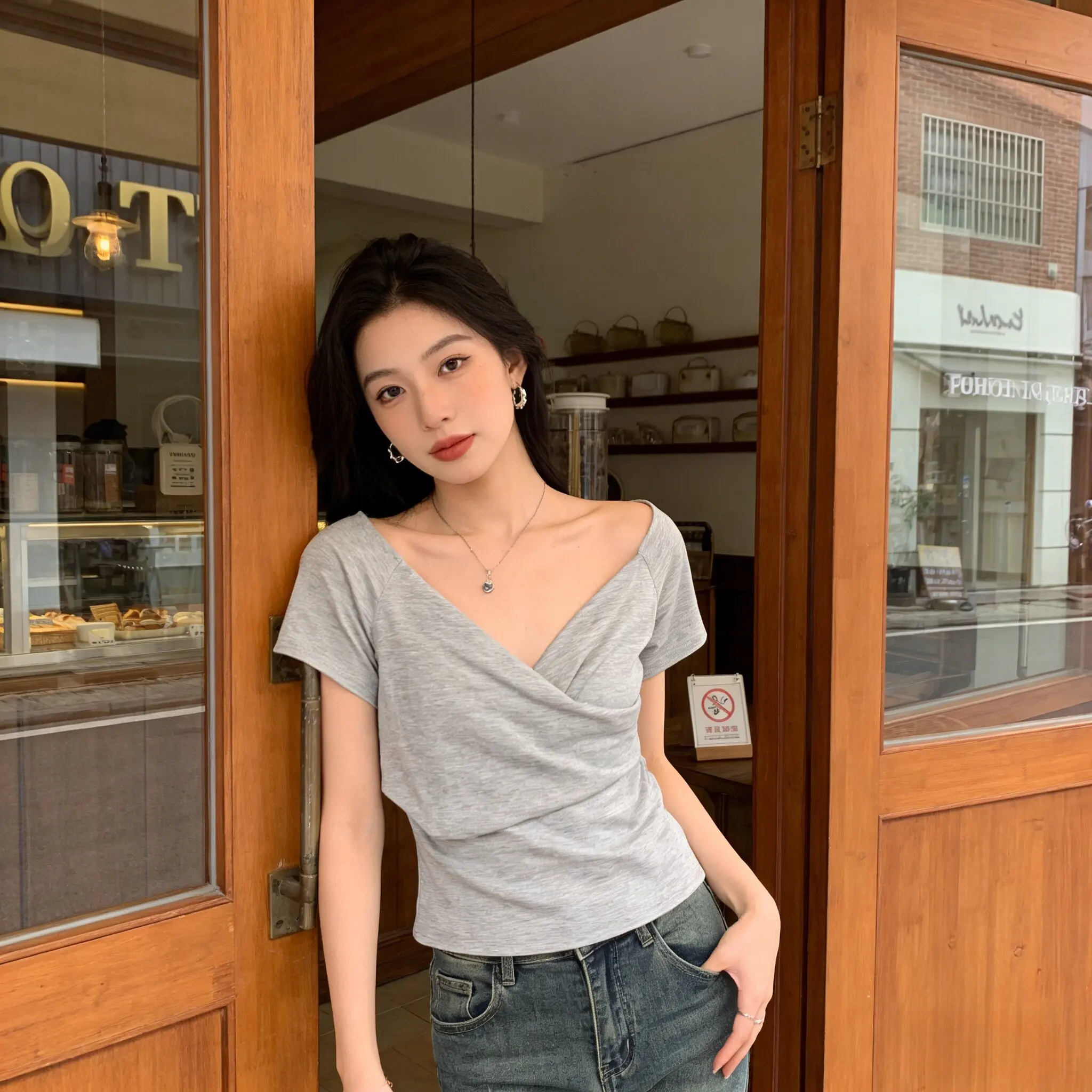 Grey Wrap V-Neck Short Sleeve Tops for Mature Woman 2026 Slim Fit Ruched Casual Tees Lyocell Summer Fashion Cropped T-shirt