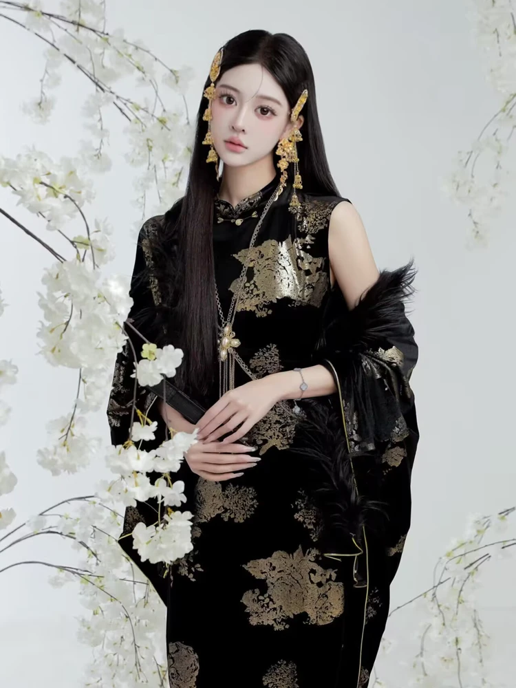

New 2026 Luxury Vintage Chinese Style Portrait Photography Art Clothes Studio Cold Tone Women's Traditional Costume