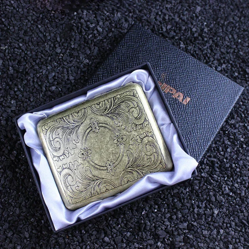 Vintage Metal Cigarette Case Box Portable 20 Cigarettes Case Holder Retro Smoke Tool Pocket Smoking Accessories Men Gifts