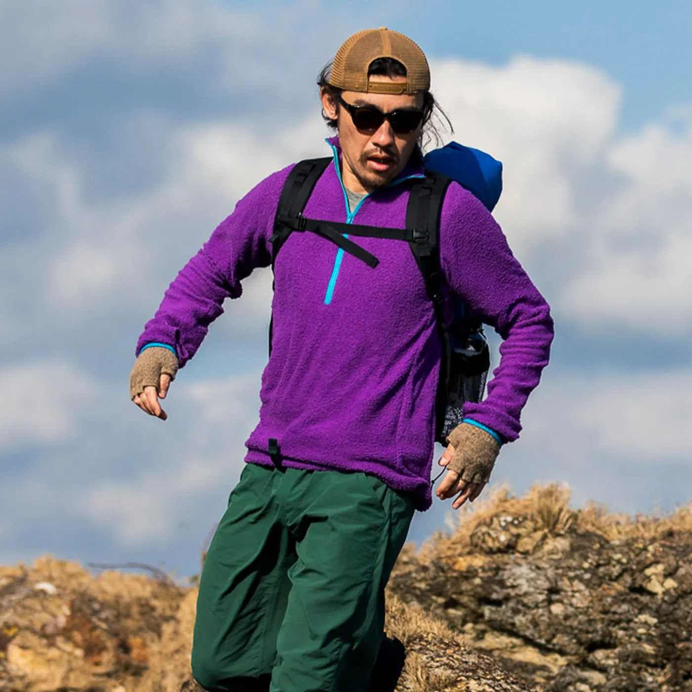 بلوفر Yamatomichi النشط خفيف الوزن من الصوف بأكمام طويلة وعازل ديناميكي الطبقة الوسطى