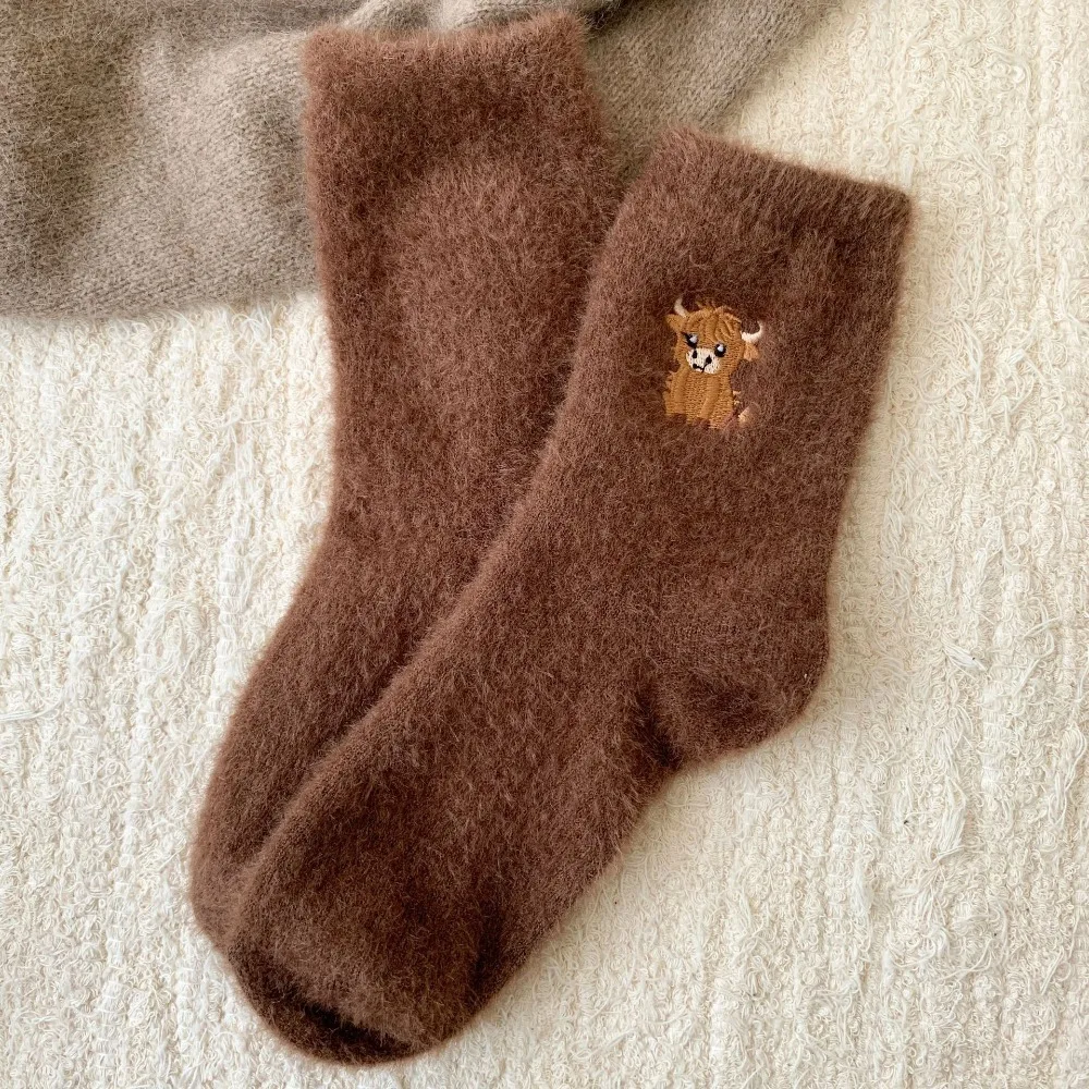 

Осенне-зимние теплые носки-тапочки, пушистые носки с вышивкой мультфильмов, милые флисовые утолщенные домашние носки для женщин