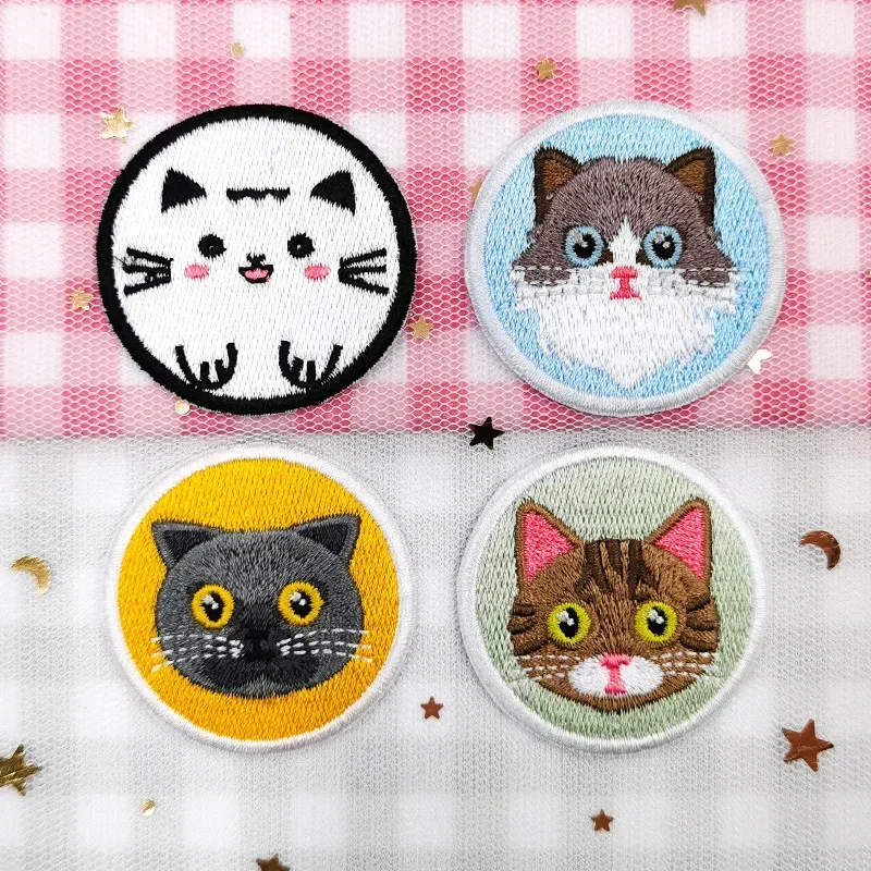 

Cartoon Embroidery Patch Lovely Cats Iron on Patches Fusible Stickers for Clothes Circular Ironing Badges Bags Hats Accessories