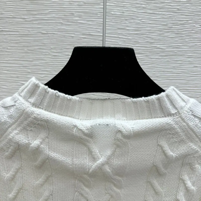 Women's Solid Quilted Knit Cardigan Minimalist Crew Neck Short Sleeve Button Down Sweater Top