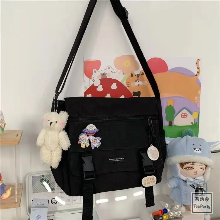 2022 Canvas Crossbody Bags Youth Fashion Casual Large Capacity Ladies Shoulder Bag Solid Color Women Messenger Bag with Pendant