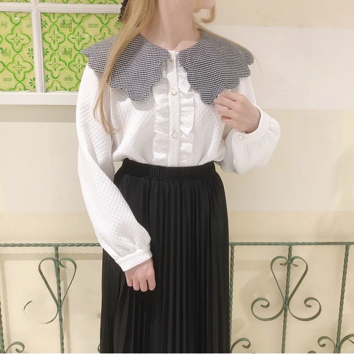 

Женская блузка Thiened Long Sve с воротником-лепестком и декором на рукавах, в японском стиле, модная, для повседневной носки, однотонная, с пуговицами