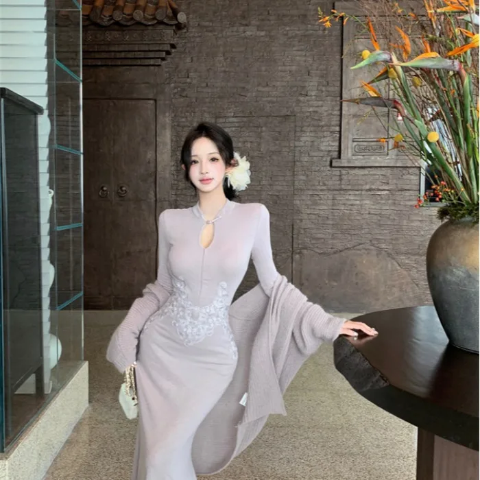 Retro Chinese Style Knitted Dress Soft Long Sleeve Zipper Closure Slim Fit Women's Fashion Set with Button Detail for Autumn