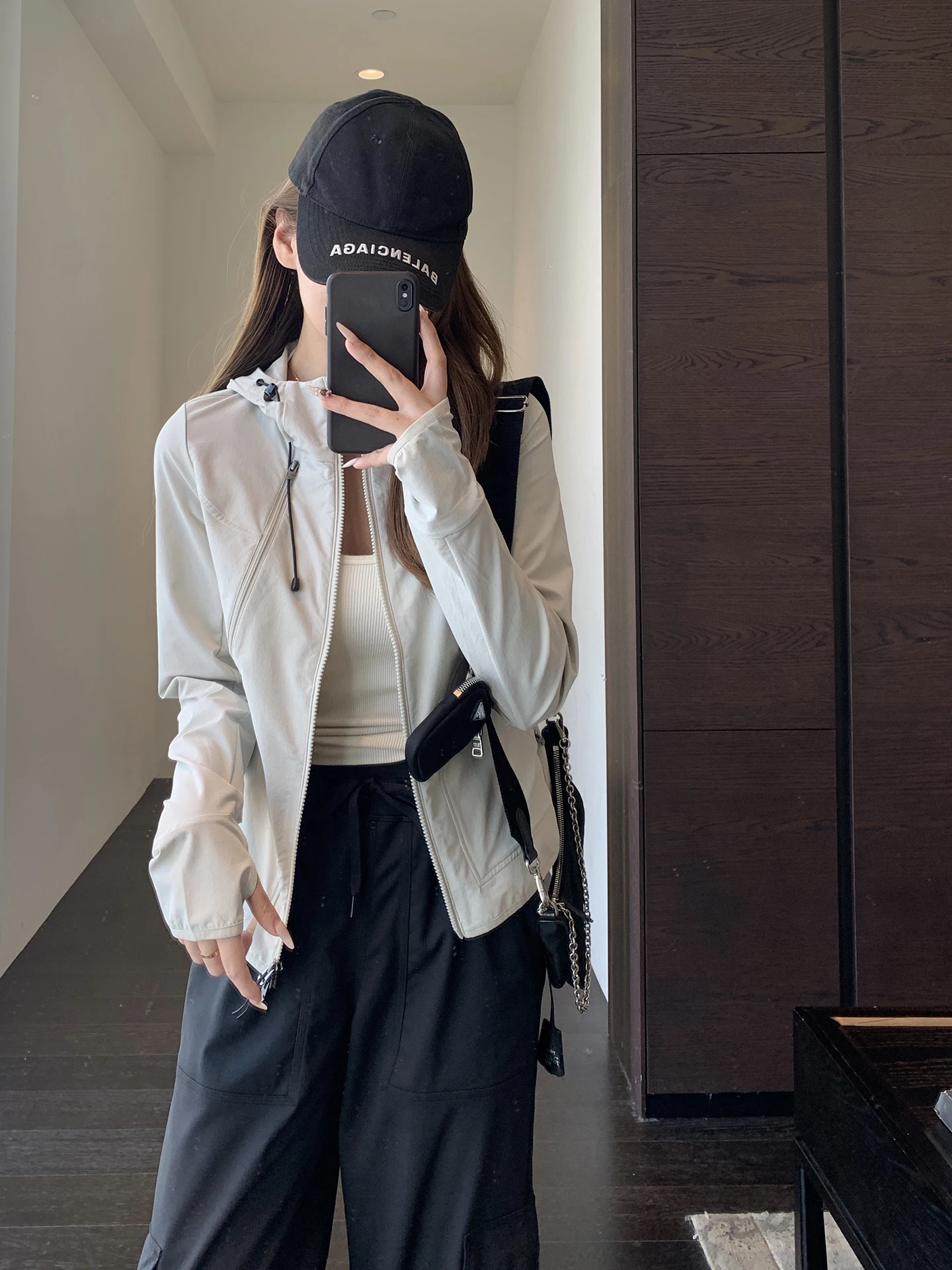 

High Quality Outdoor Casual Short Hooded Jacket Women's Top Spring Summer New Style AMR UU Fashionable Windproof Thin Model