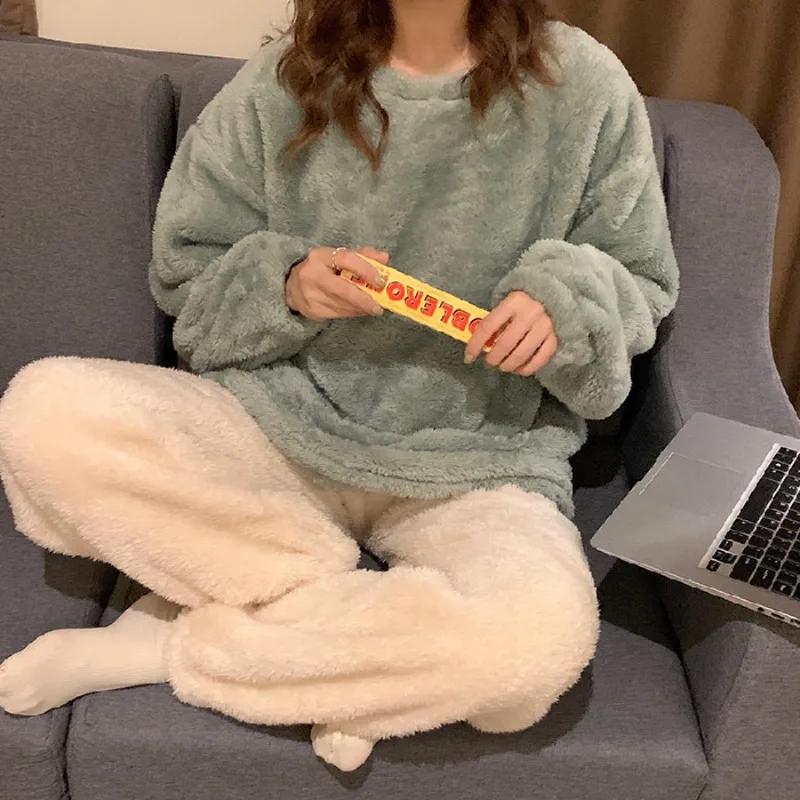 

M-2XL Thickened Warm Pajamas Solid Coral Velvet Winter Sleepwear Korean Students Casual Home Clothes Solid Top and Trousers Pjs