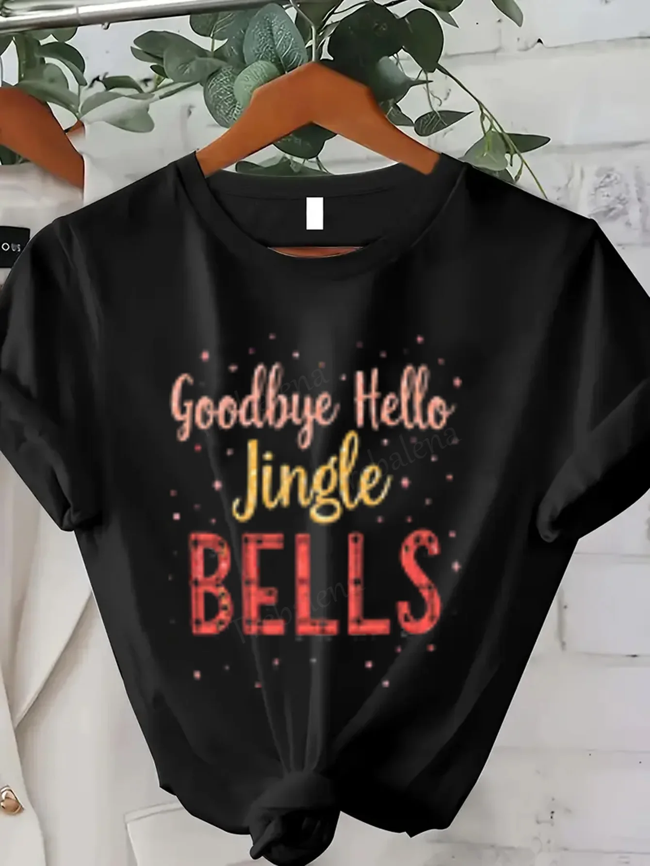 

Женская футболка Праздничная женская футболка "Goodbye Hello Jingle Bells"