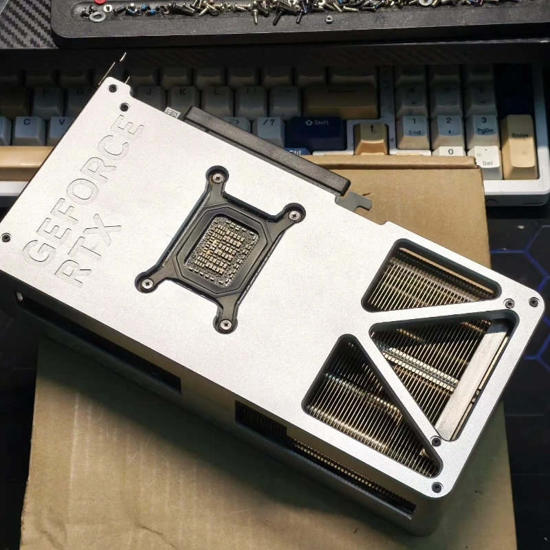 All‑aluminum CNC metal graphics card shell, compatible with RTX5080. Shell only, PCB board not included
