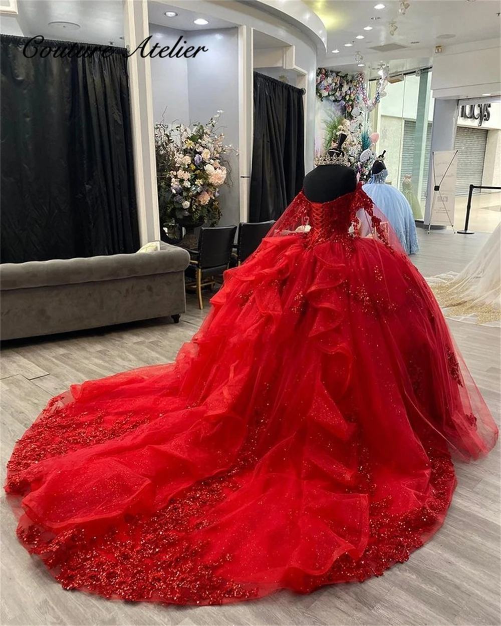 Robe de Quincassin Bouffante en Dentelle à Paillettes, Tenue Rouge à Manches Cape et Volants, Quelle que soit la Taille de 15 Ans