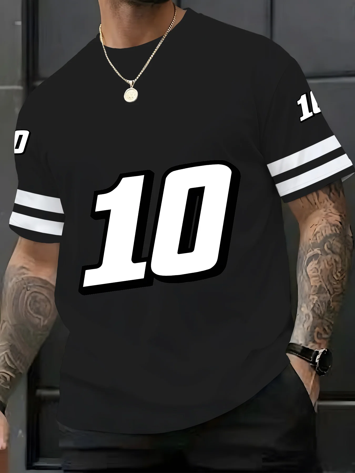 New men's short-sleeve T-shirt, loose-fitting and tailored with printed designs, versatile basic crew-neck top suitable for spri