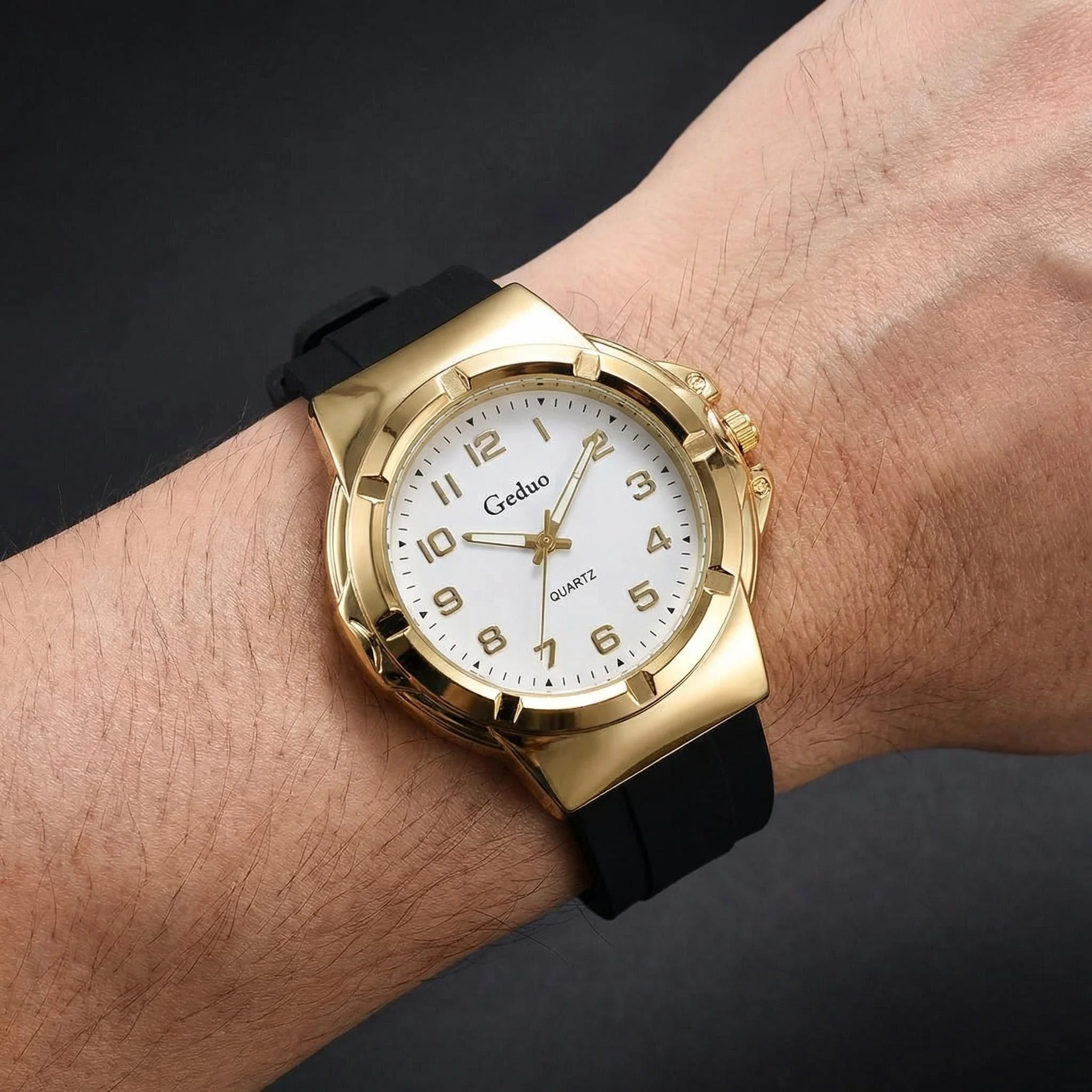 New Arrival Sport Watch for Men Casual Silicone Quartz Wristwatch